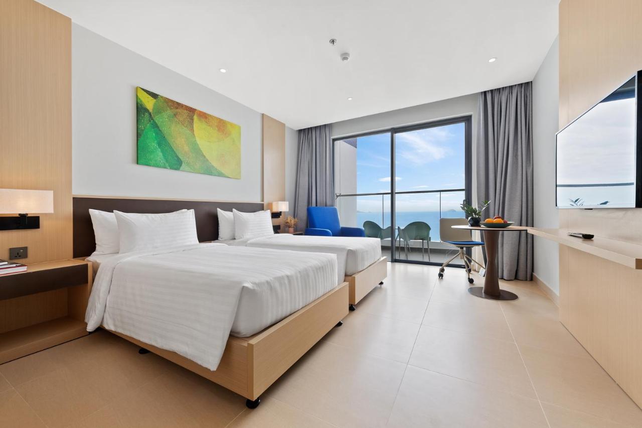 The Empyrean Cam Ranh Beach Resort Exterior foto