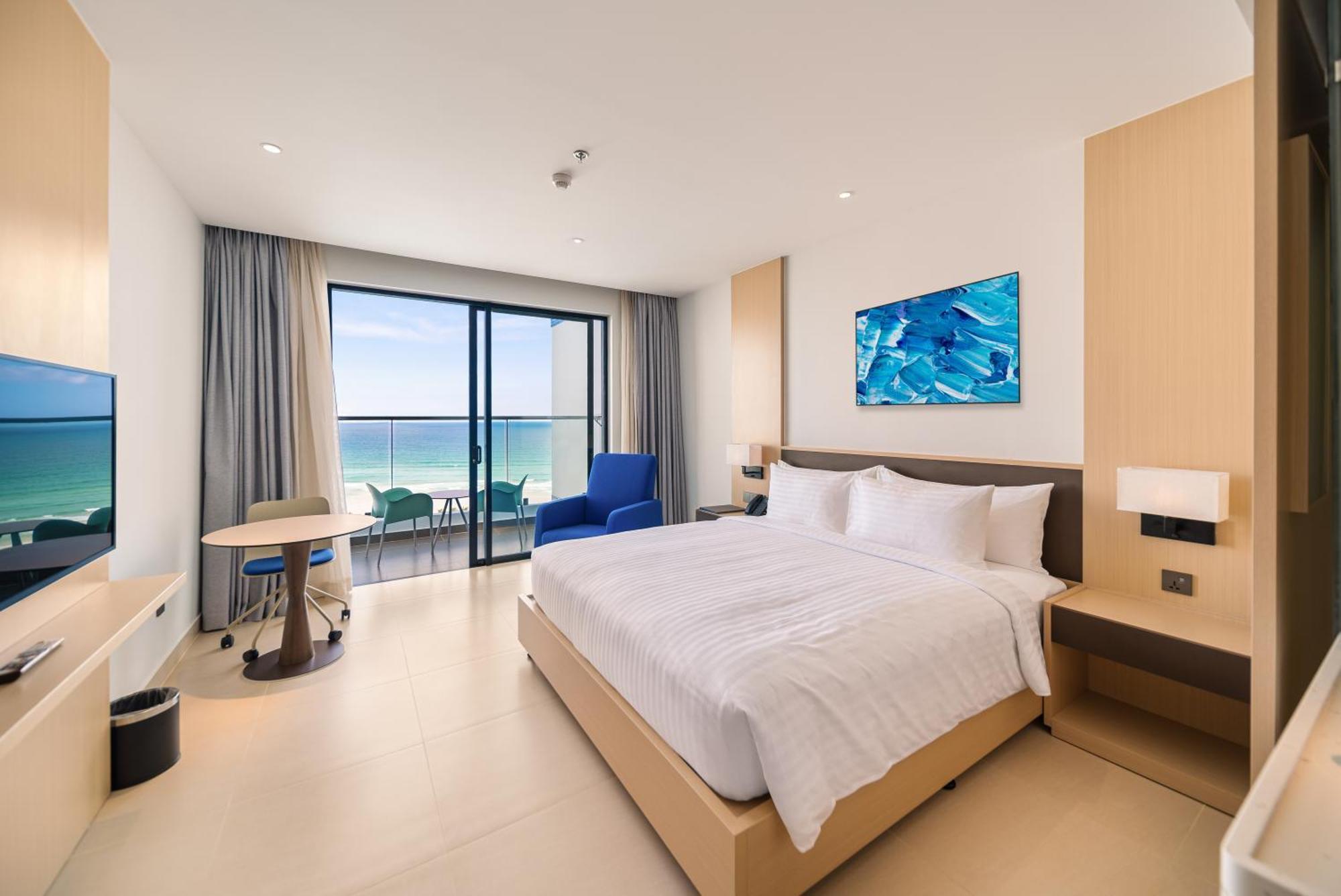 The Empyrean Cam Ranh Beach Resort Exterior foto
